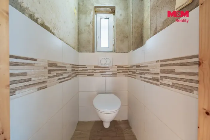Prodej rodinného domu, Měchenice, V Luhu, 131 m2