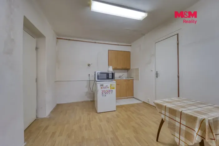 Prodej obchodního prostoru, Rokycany, Františka Kotyzy, 98 m2