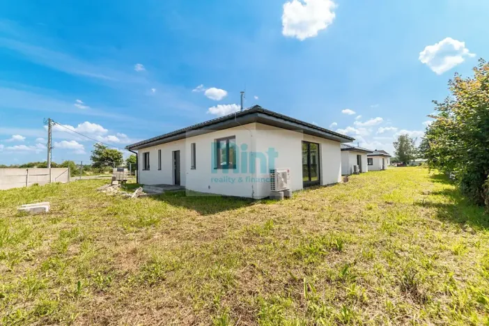 Prodej pozemku pro bydlení, Olza, Polsko, Grobla, 690 m2