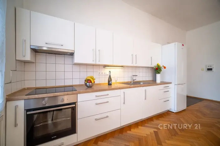 Prodej kanceláře, České Budějovice - České Budějovice 3, Pražská tř., 200 m2