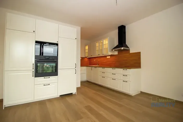 Prodej bytu 3+kk, Praha - Modřany, Kolmanova, 68 m2