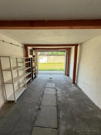Pronájem garáže, Ostrava, Newtonova, 19 m2
