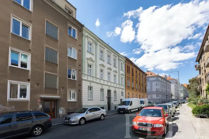 Pronájem bytu 1+kk, Praha - Libeň, Františka Kadlece, 37 m2