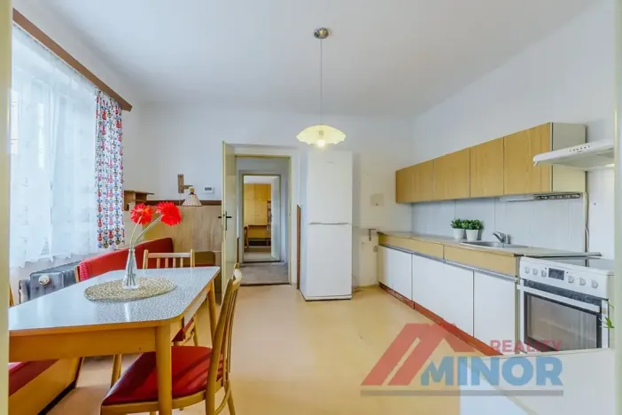 Prodej rodinného domu, Řisuty, 190 m2