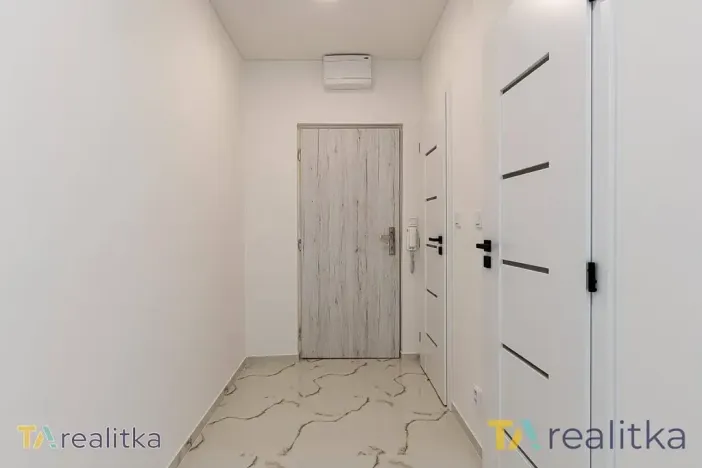 Prodej bytu 3+1, Orlová, Masarykova třída, 74 m2
