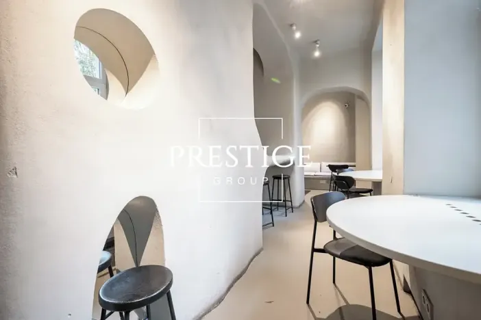Pronájem restaurace, Praha - Žižkov, Seifertova, 176 m2