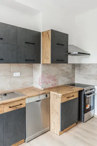 Pronájem bytu 2+1, Praha - Vršovice, Bělocerkevská, 76 m2