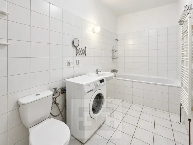 Pronájem bytu 1+kk, Praha - Smíchov, Tomkova, 33 m2