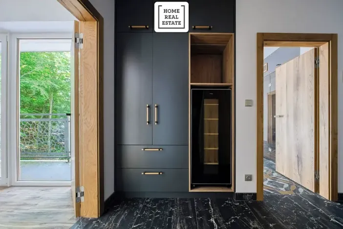 Prodej bytu 4+kk, Karlovy Vary, Šumavská, 171 m2