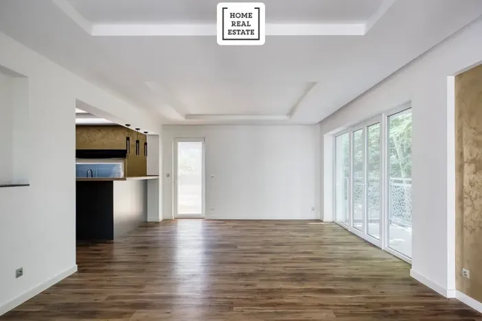 Prodej bytu 4+kk, Karlovy Vary, Šumavská, 171 m2
