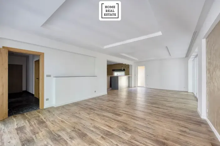 Prodej bytu 3+kk, Karlovy Vary, Šumavská, 171 m2