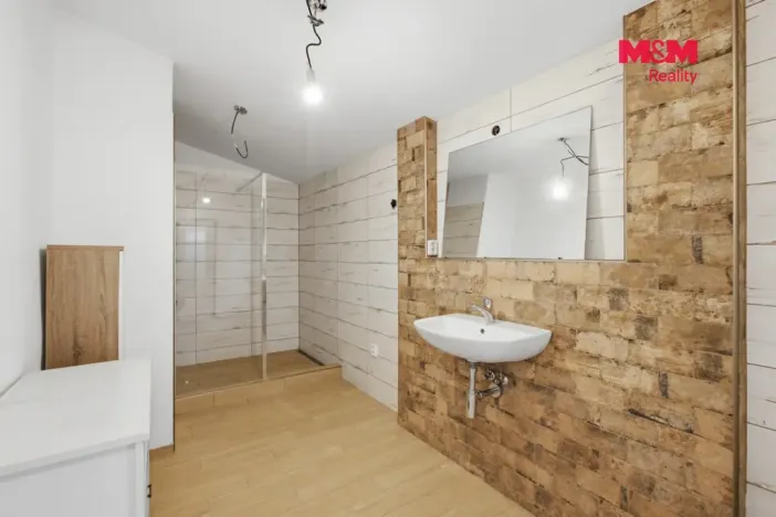 Prodej rodinného domu, Velečín, 90 m2