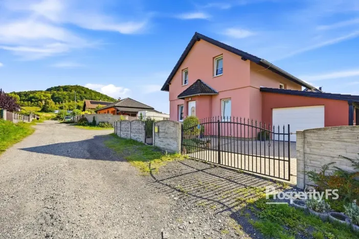 Prodej rodinného domu, Česká Lípa - Lada, 131 m2