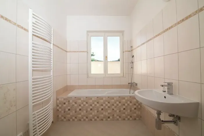 Prodej bytu 2+kk, Mariánské Lázně, Ruská, 53 m2