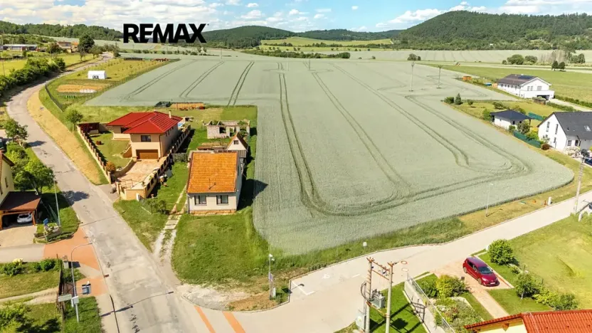 Prodej pozemku pro bydlení, Moravské Knínice, 1719 m2