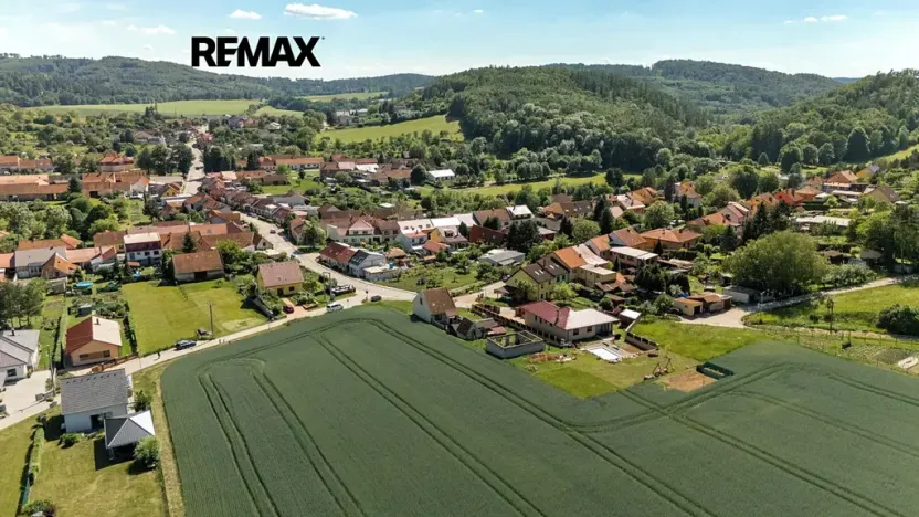 Prodej pozemku pro bydlení, Moravské Knínice, 1719 m2