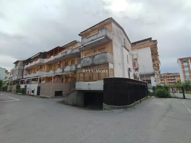 Prodej bytu 4+kk, Scalea, Itálie, Via Lauro, 70 m2
