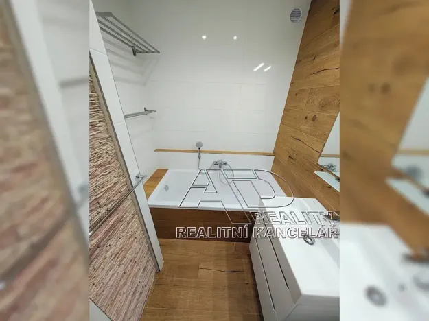 Pronájem bytu 2+kk, České Budějovice, 49 m2