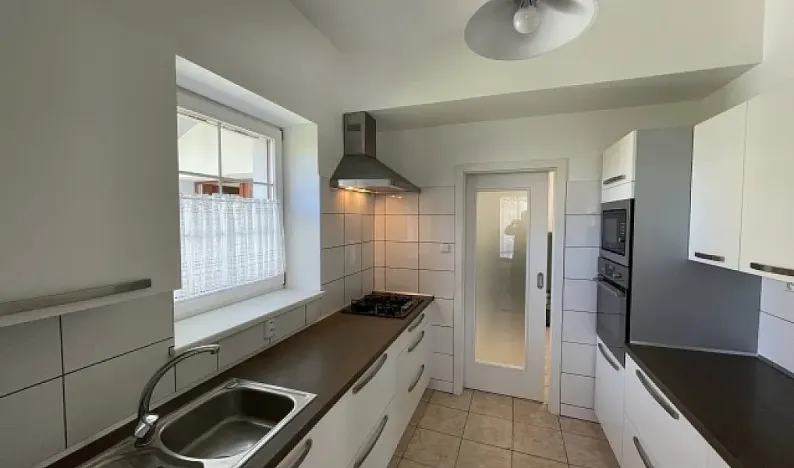 Pronájem rodinného domu, Praha - Suchdol, Havraní, 355 m2