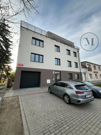 Pronájem bytu 2+kk, České Budějovice, A. Trägera, 57 m2