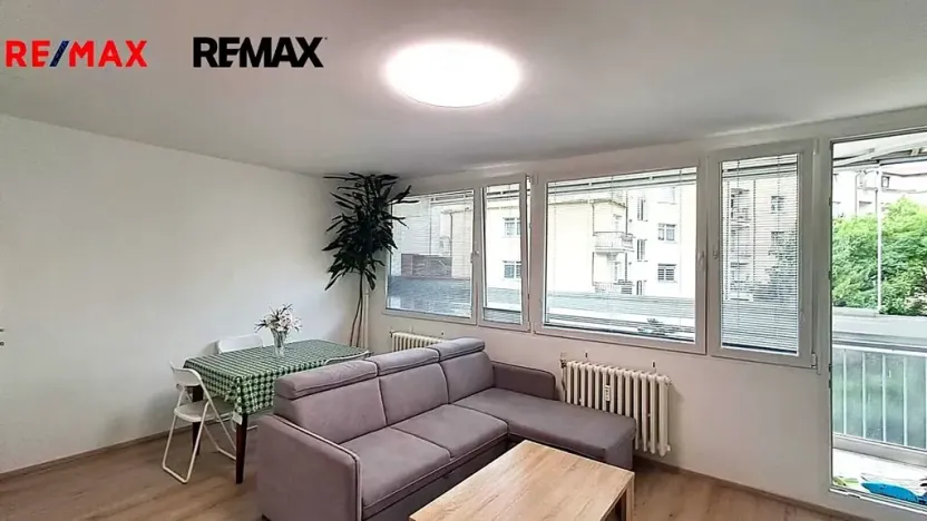 Pronájem bytu 3+1, Praha - Košíře, Plzeňská, 76 m2