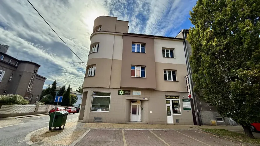 Pronájem obchodního prostoru, Ostrava - Mariánské Hory, Korunní, 30 m2