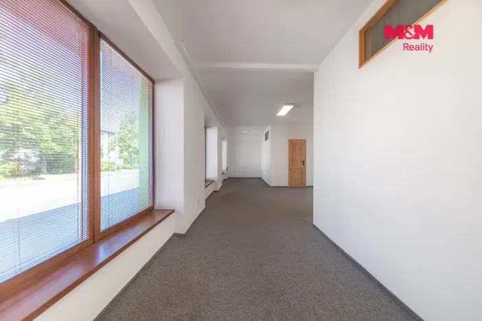 Prodej rodinného domu, Otrokovice - Kvítkovice, tř. Osvobození, 422 m2