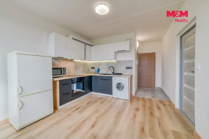 Pronájem bytu 1+1, Cheb, Mírová, 35 m2