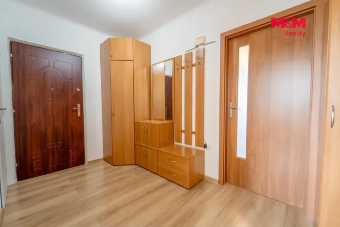 Pronájem bytu 3+1, Hrádek - Nová Huť, 1. máje, 67 m2