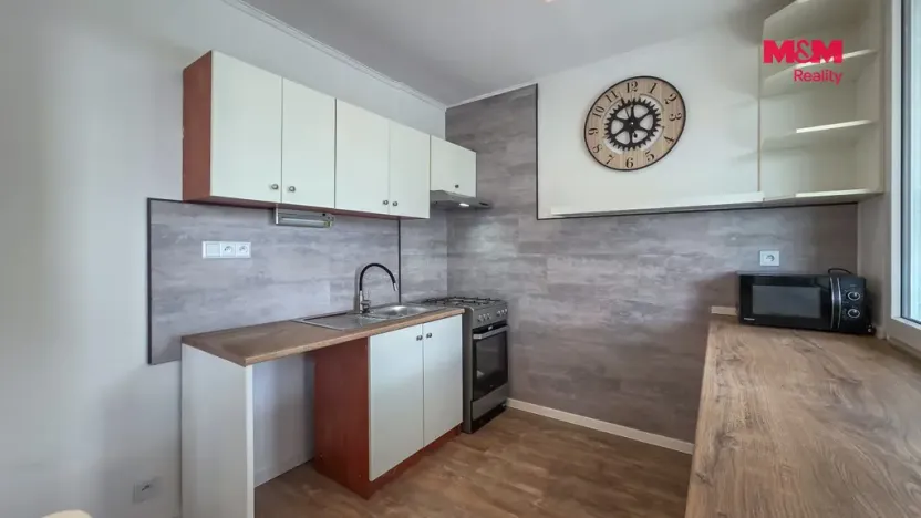 Prodej bytu 3+1, Kladno - Kročehlavy, Benešovská, 68 m2