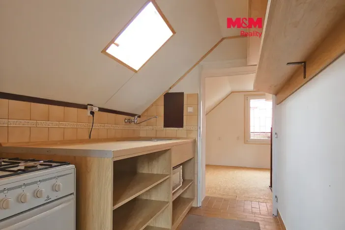 Pronájem bytu 2+1, Chotusice, 66 m2