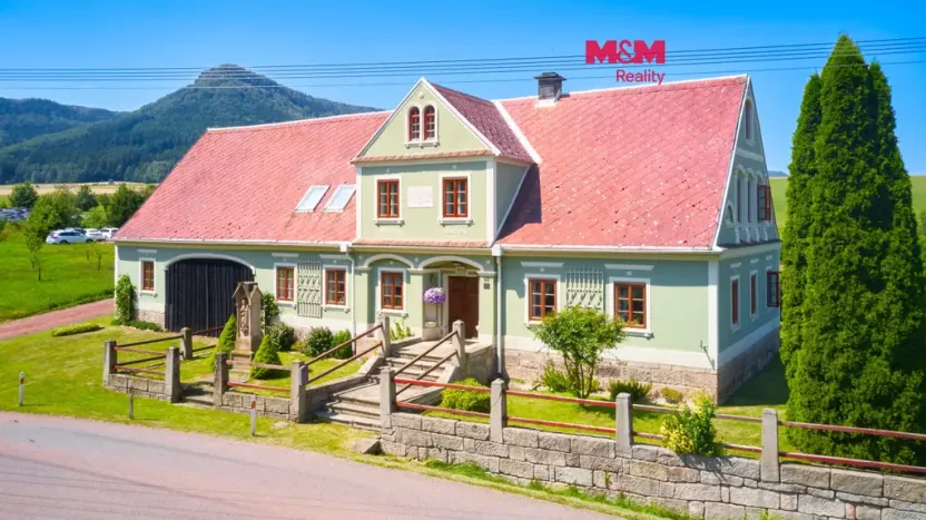 Prodej chalupy, Božanov, 263 m2