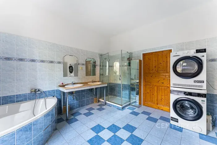 Prodej rodinného domu, Praha - Záběhlice, Záběhlická, 280 m2