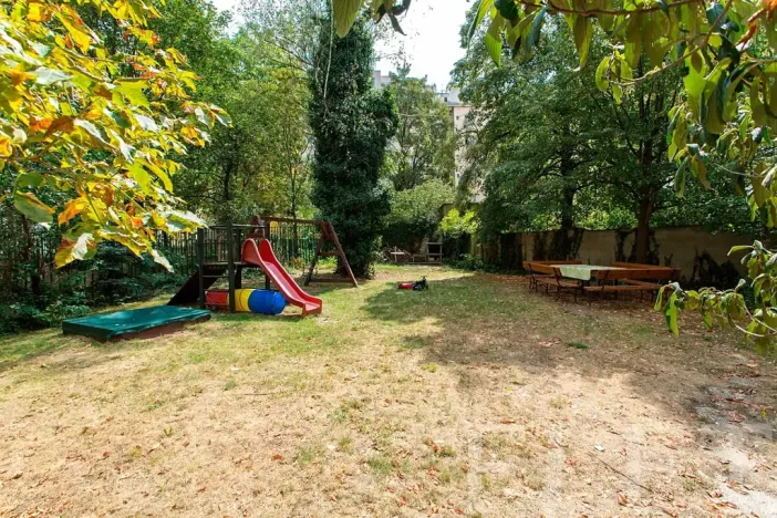 Pronájem bytu 2+kk, Praha - Nusle, Kloboučnická, 56 m2
