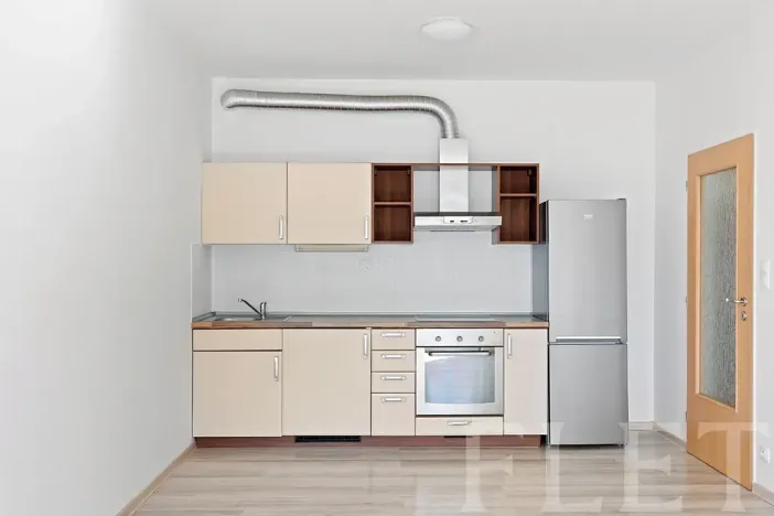 Pronájem bytu 2+kk, Praha - Vysočany, Podkovářská, 48 m2