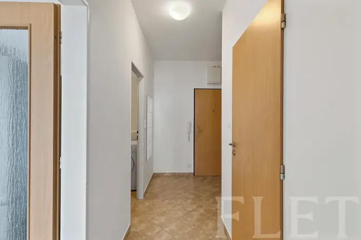 Pronájem bytu 2+kk, Praha - Vysočany, Podkovářská, 48 m2