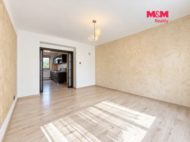 Prodej bytu 2+1, Karviná - Nové Město, Fučíkova, 58 m2