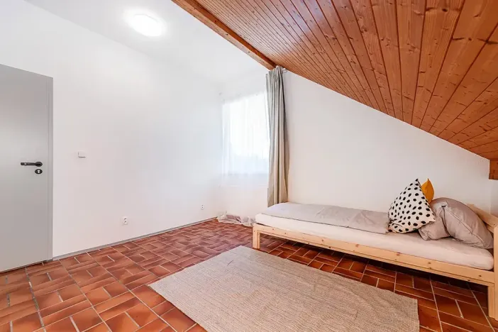 Pronájem pokoje, Praha - Lipence, Jílovišťská, 15 m2