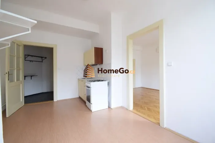 Pronájem bytu 2+kk, Praha - Nusle, Žateckých, 55 m2