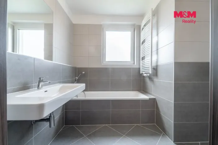 Prodej bytu 4+kk, Praha - Dolní Měcholupy, Honzíkova, 97 m2