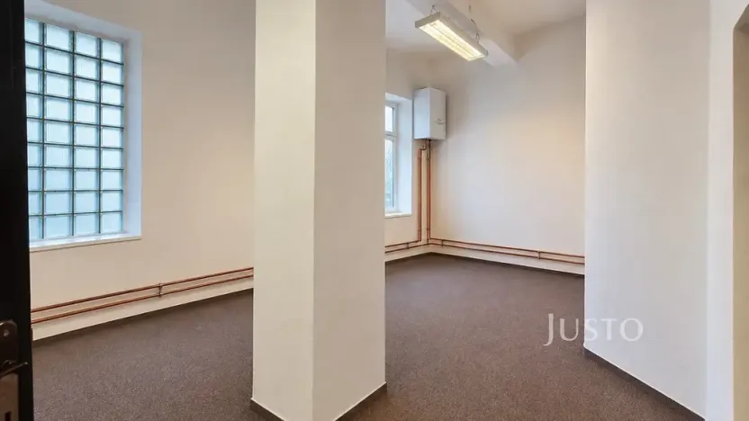 Pronájem obchodního prostoru, Písek, Budějovická, 82 m2