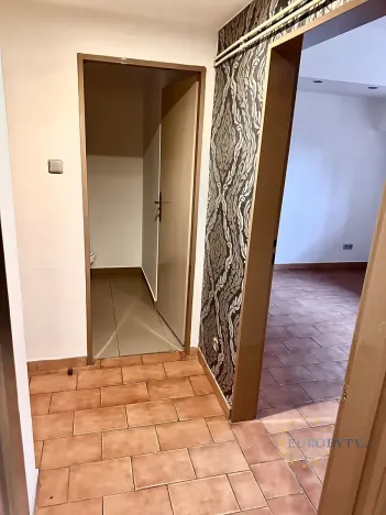 Prodej obchodního prostoru, Praha - Nusle, Na Jezerce, 74 m2