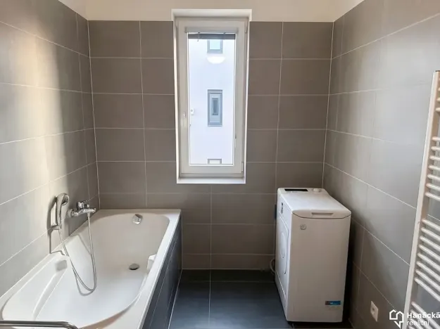 Pronájem bytu 2+kk, Olomouc, Slavonínská, 59 m2