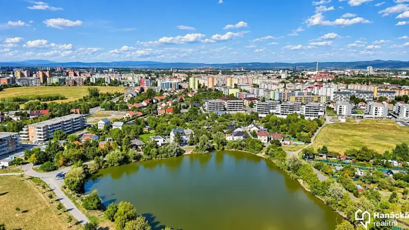 Pronájem bytu 2+kk, Olomouc, Slavonínská, 59 m2