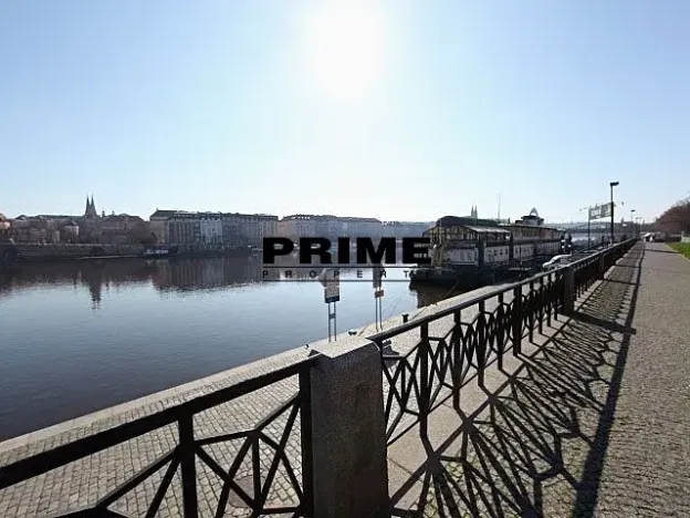Pronájem bytu 3+1, Praha - Smíchov, Hořejší nábřeží, 94 m2