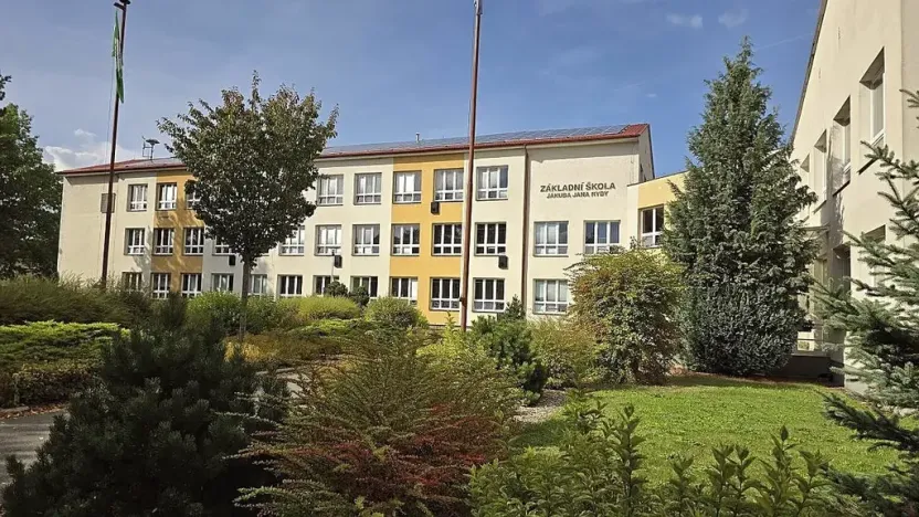 Prodej bytu 2+kk, Rožmitál pod Třemšínem, Komenského, 50 m2