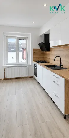 Pronájem bytu 2+1, Karlovy Vary, Lipová, 52 m2