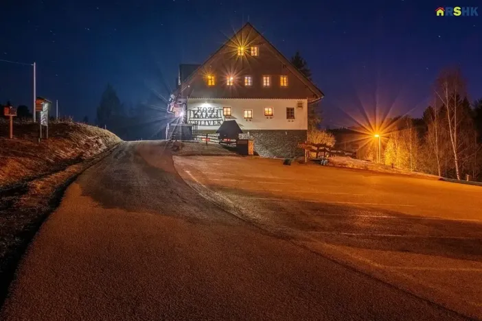 Prodej restaurace, Deštné v Orlických horách, 751 m2