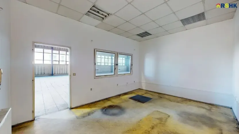 Pronájem skladu, Hradec Králové, Akademika Bedrny, 760 m2