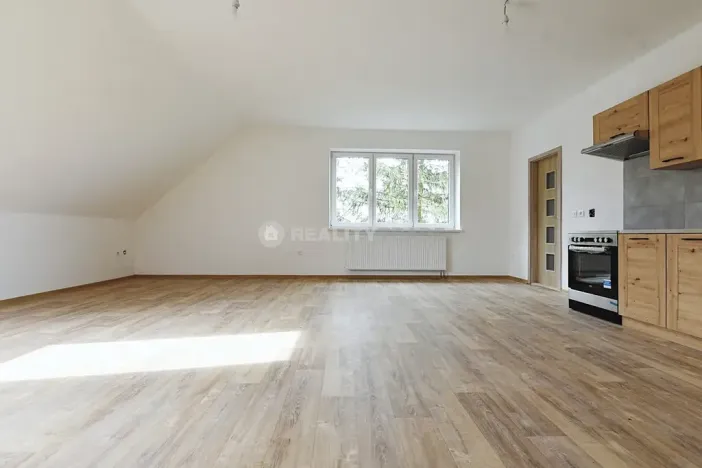 Pronájem bytu 3+kk, Milejovice, 100 m2